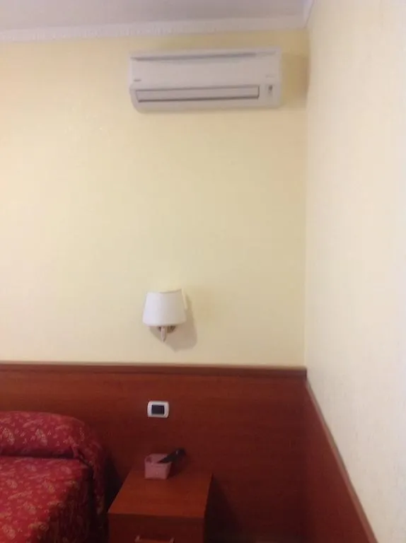 Guglielmo Marconi House Guest House Rome 0*,